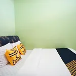 SPOT ON 2729 Marzan Syariah Guest House
